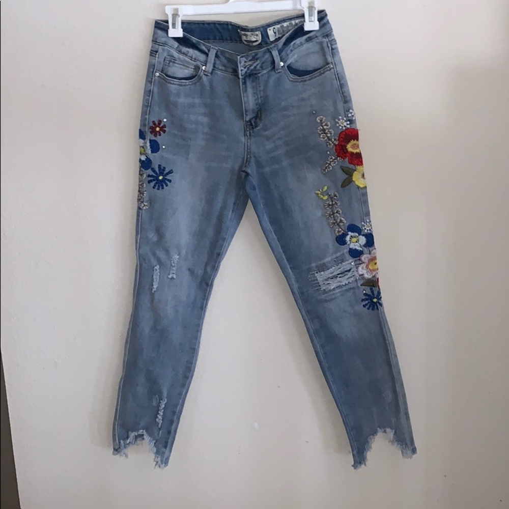 Cute light/medium blue jeans!